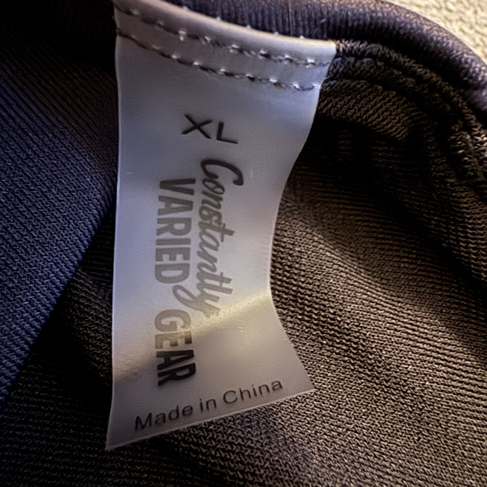 Constantly Varied Gear CVG Black and Gray mermaid scales Sports Bra - Picture 3 of 3